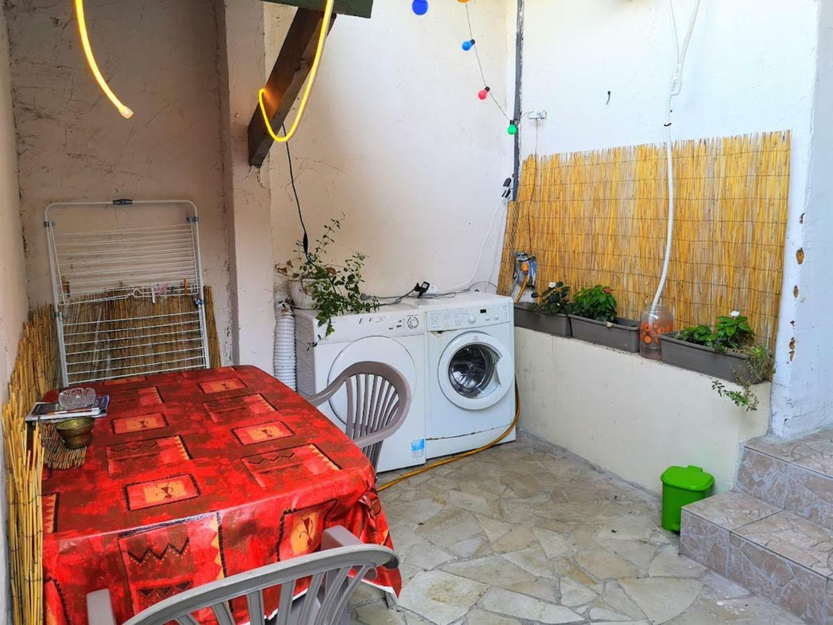 Mini Studio De 13 M2 Avec Terrasse 15 Mn Centre Nimes Hotel Ngoại thất bức ảnh